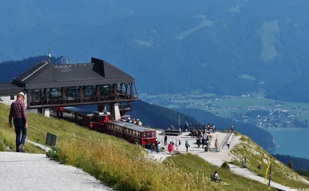 Amazing view of wolfgang lake from above in Schafberg railway station