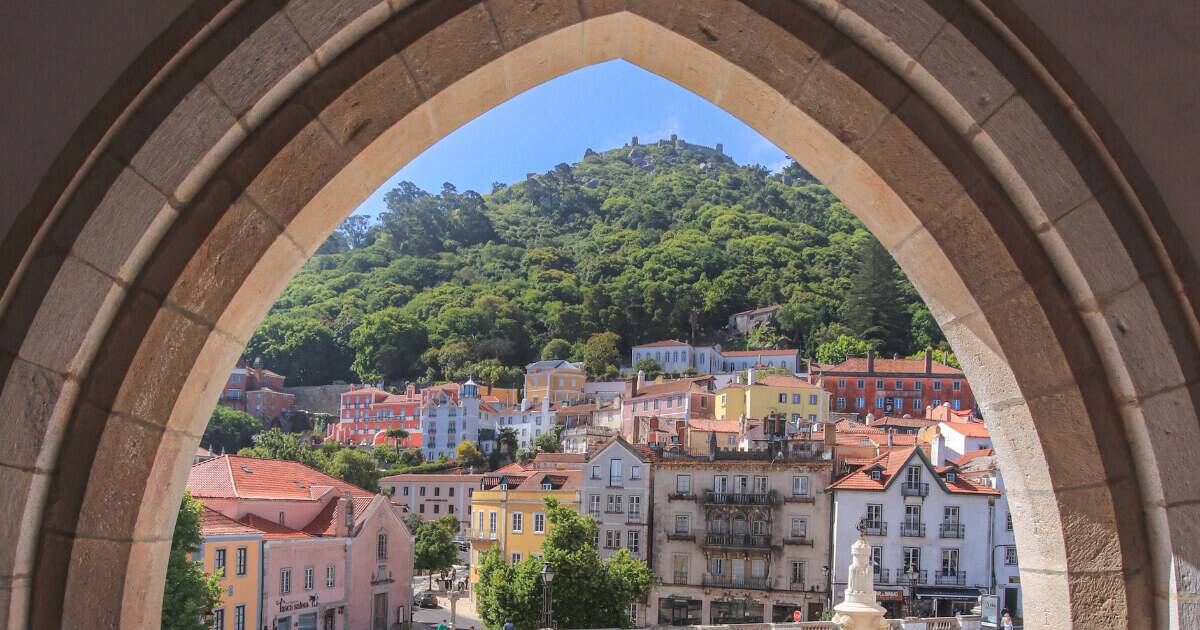 Where to Stay in Sintra Portugal : 4 Best Areas + Hotels